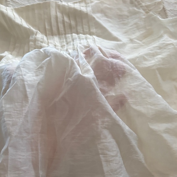 Cream Ruffled Button-Down Top - Picture 4 of 4